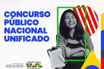 Jovem sorrindo e, ao lado, está escrito Concurso Público Nacional Unificado.