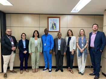 Equipe do (Seres) e equipe técnica de angola.